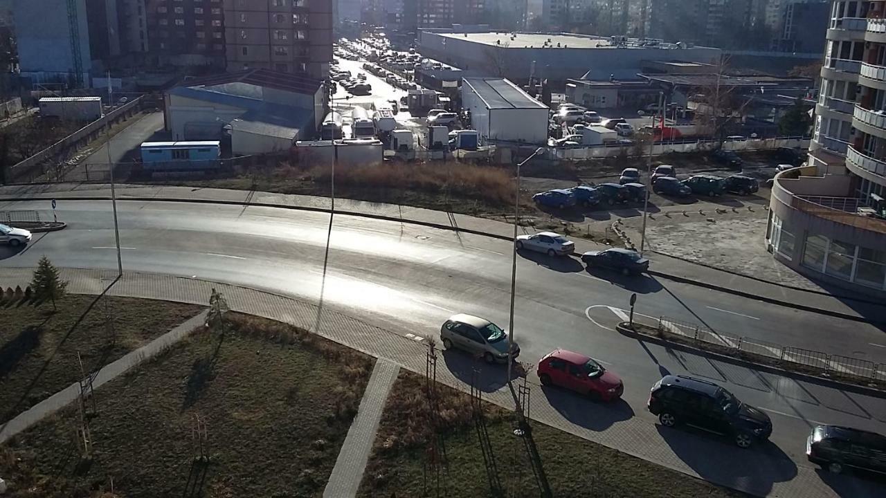 Apartments Mladost 1A Sofia Eksteriør billede